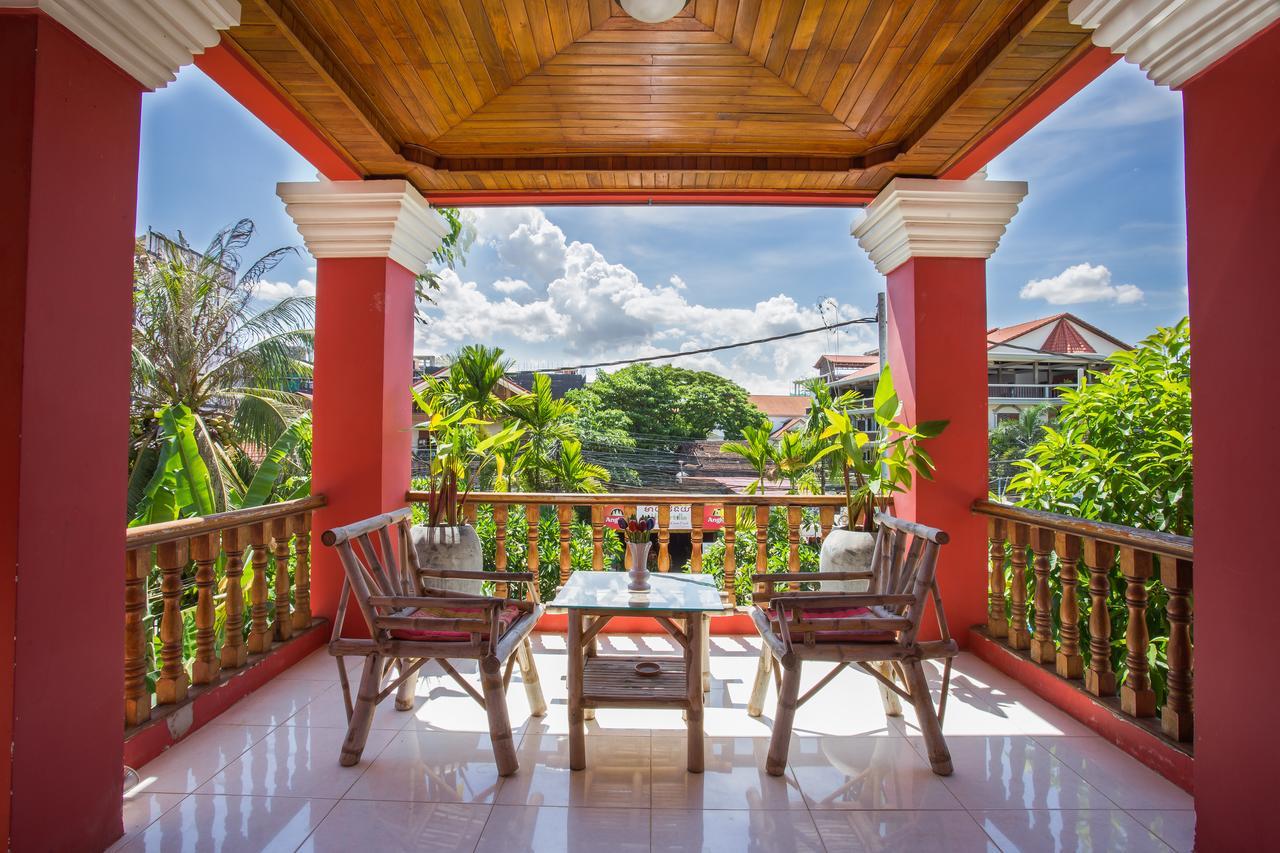 Side Walk Hotel Siem Reap Extérieur photo