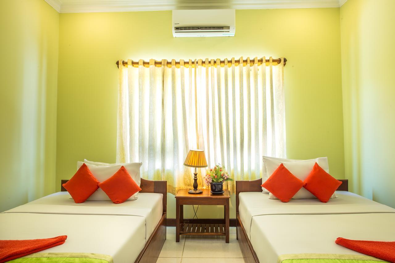 Side Walk Hotel Siem Reap Extérieur photo