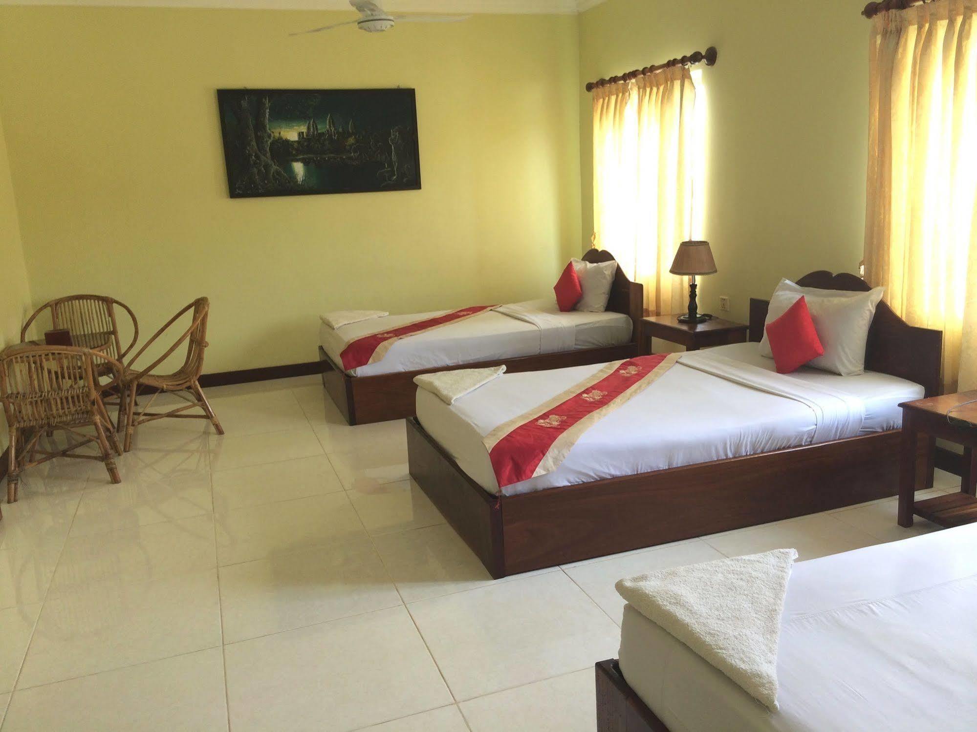 Side Walk Hotel Siem Reap Extérieur photo